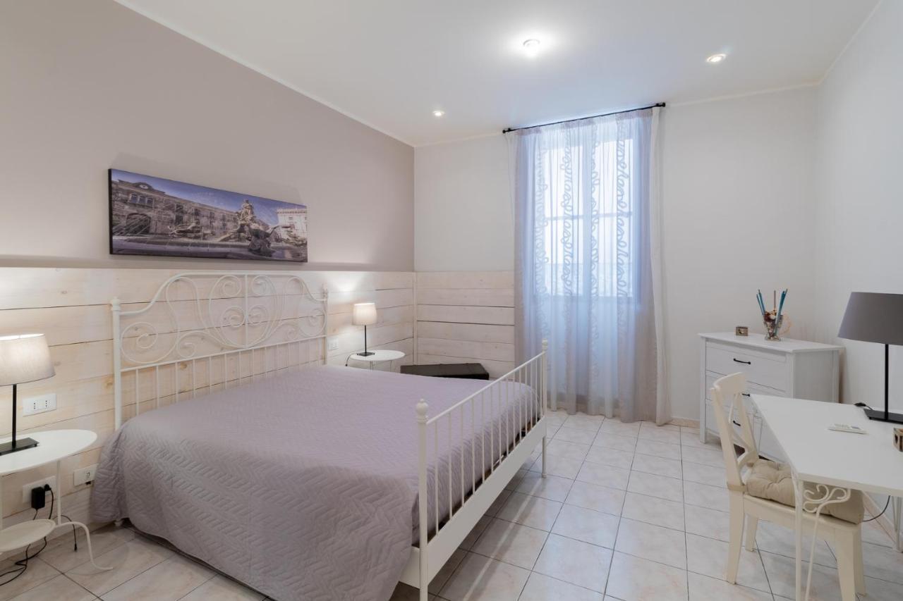 Syracuseapartments Il Piave Di Siracusa Appartamento Per 6 Persone Vicino Ad Ortigia A 200M Dal Mare Luaran gambar